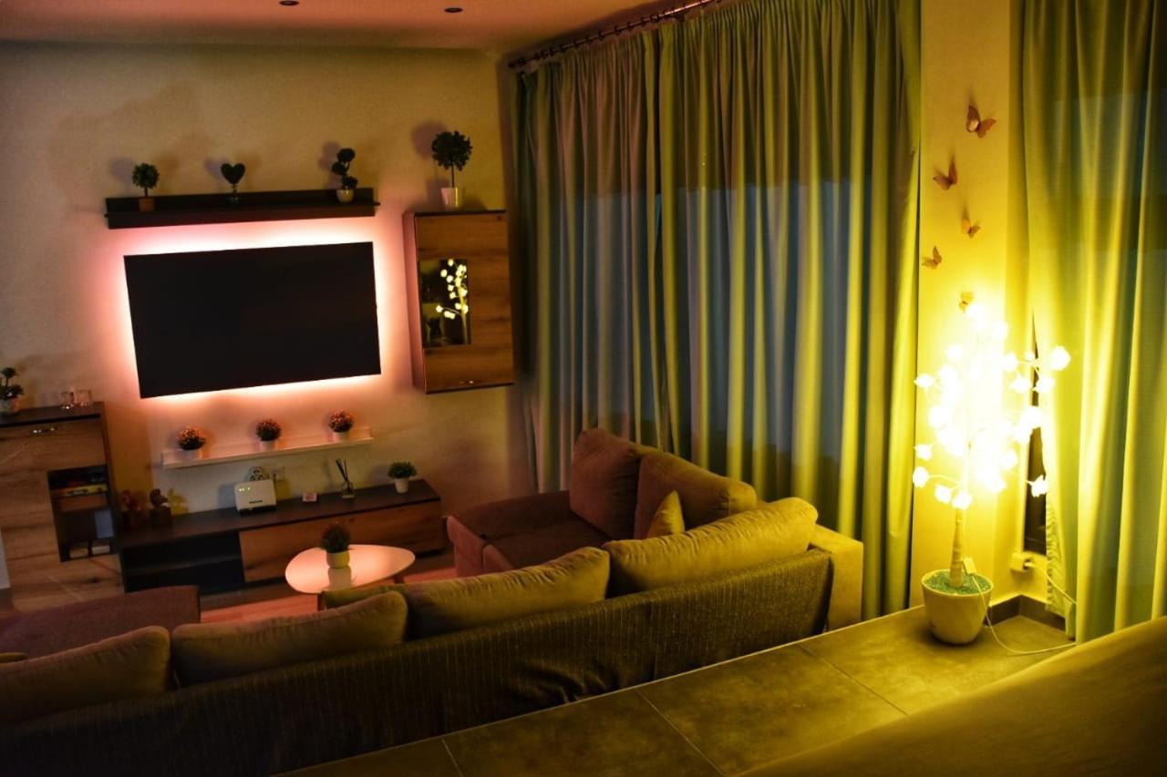 Alexander Apartment סרס מראה חיצוני תמונה