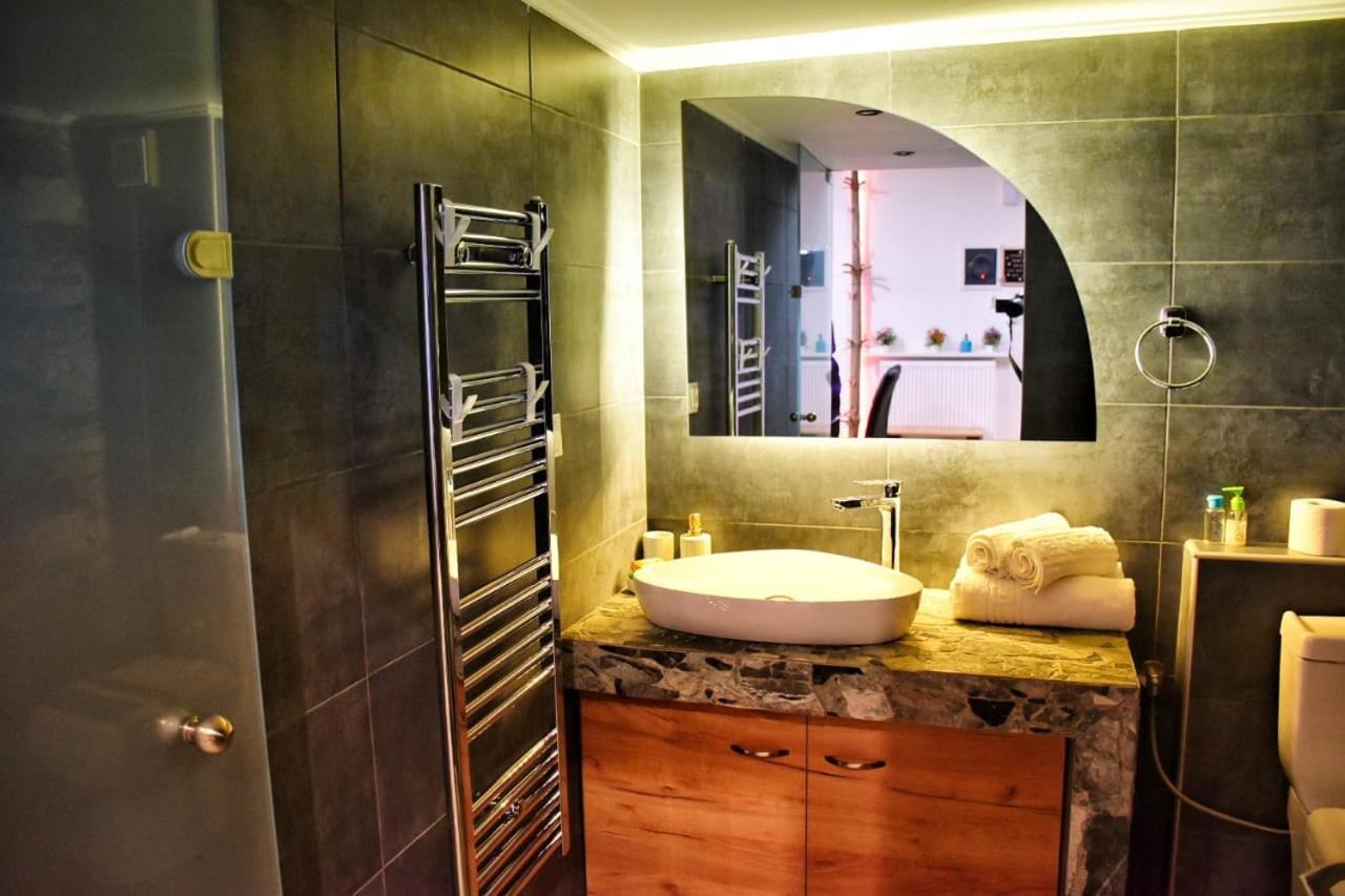Alexander Apartment סרס מראה חיצוני תמונה