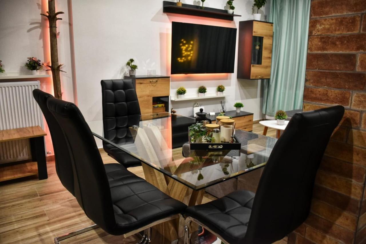 Alexander Apartment סרס מראה חיצוני תמונה
